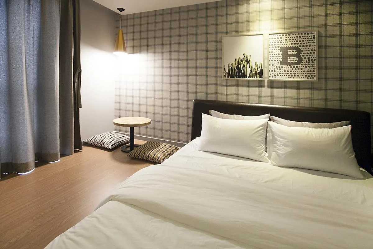 Eobang Brown Dot Hotel Gimhae
