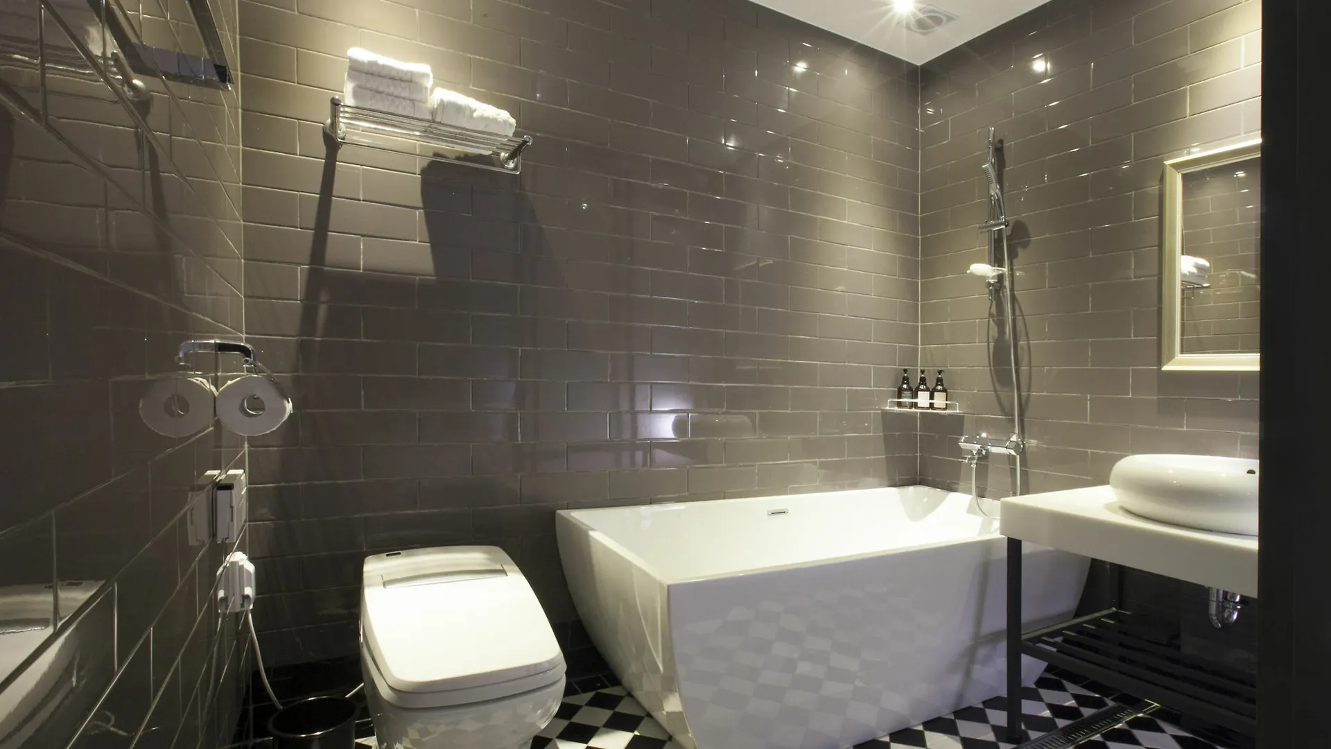 Eobang Brown Dot Hotel Gimhae