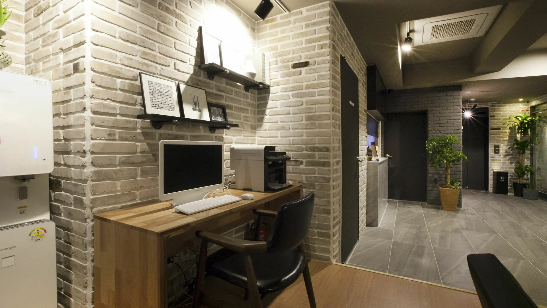 Eobang Brown Dot Hotel Gimhae 2*,