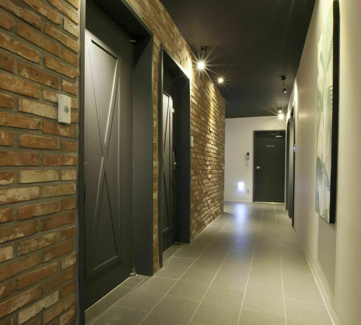 Eobang Brown Dot Hotel Gimhae