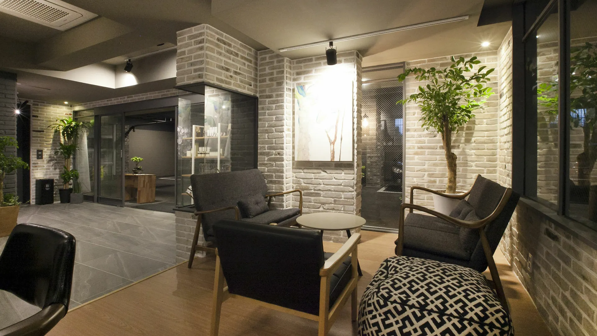 Eobang Brown Dot Hotel Gimhae